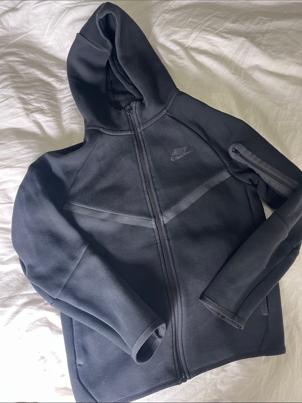 Nike Tech Full-Zip Hooded Performance Hoodie (Youth)